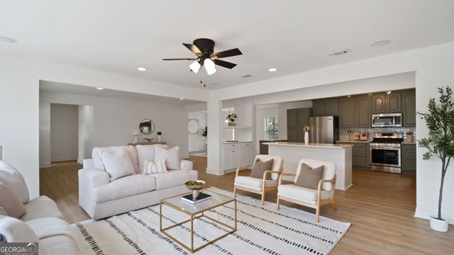 642 Parker Drive, Hinesville, GA 31313