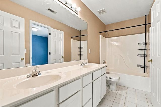238 Ribbon Leaf View, Suwanee, GA 30024