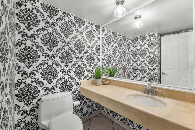 6770 Indian Creek Dr 7B, Miami Beach, FL 33141