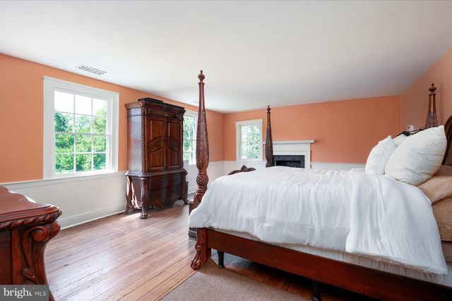 5503 BROOKS WOODS RD, Lothian, MD 20711