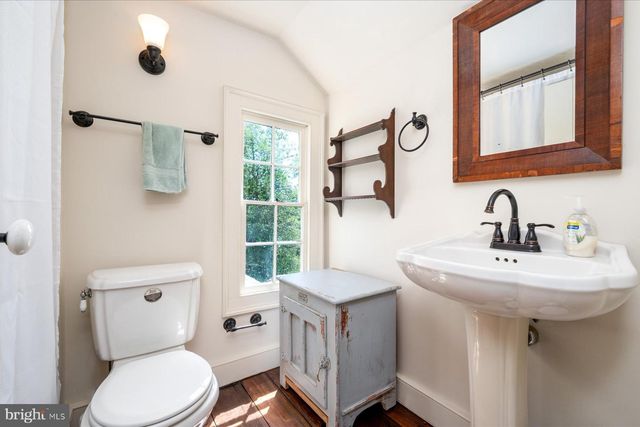 5503 BROOKS WOODS RD, Lothian, MD 20711