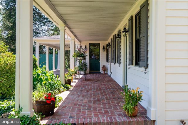 5503 BROOKS WOODS RD, Lothian, MD 20711