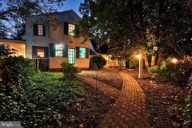 5503 BROOKS WOODS RD, Lothian, MD 20711