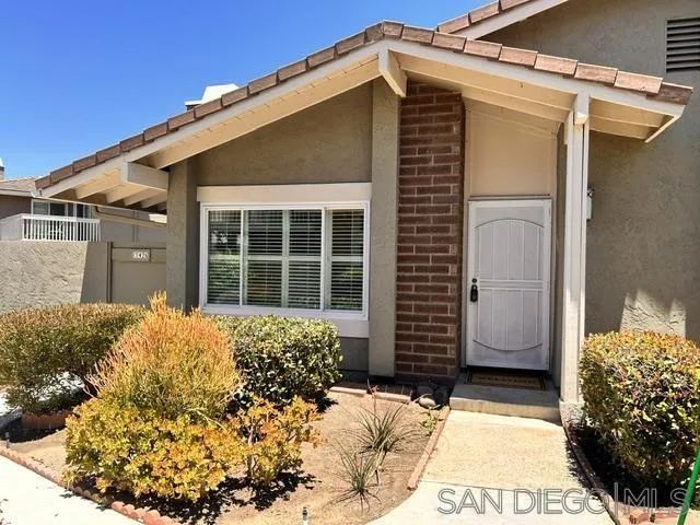 17426 Fairlie, San Diego, CA 92128