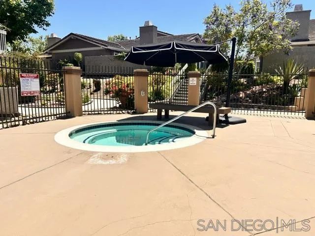 17426 Fairlie, San Diego, CA 92128
