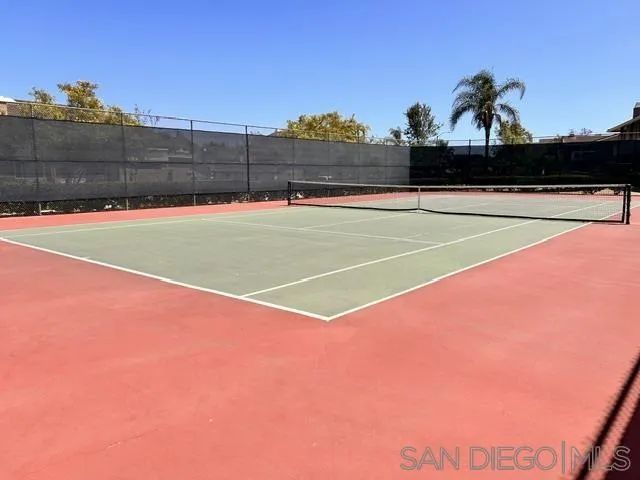 17426 Fairlie, San Diego, CA 92128