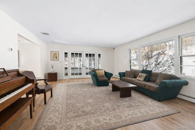 56 Brandon Drive, Chappaqua, NY 10549