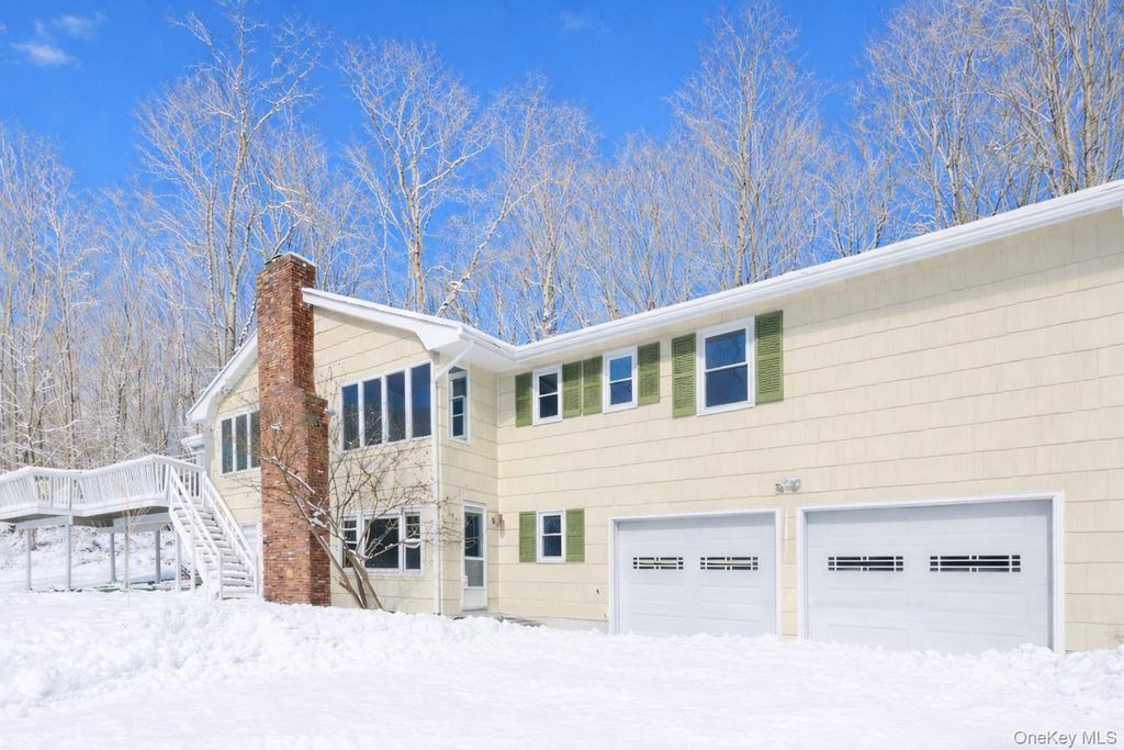 56 Brandon Drive, Chappaqua, NY 10549