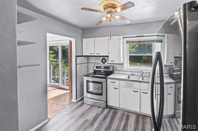 2303 Fairview Drive, Alton, IL 62002