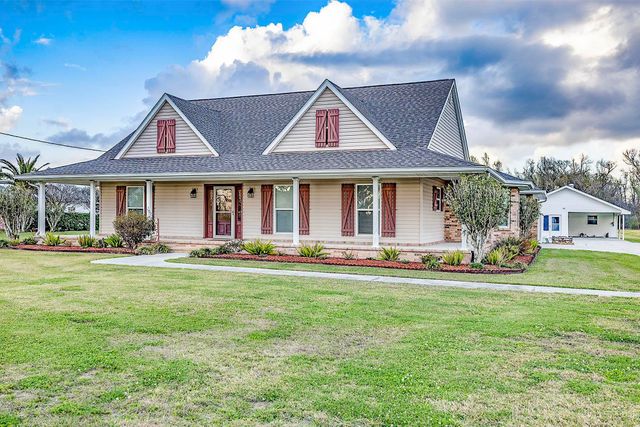 4167 Bayouside Dr, Houma, LA 70363