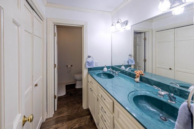 4167 Bayouside Dr, Houma, LA 70363