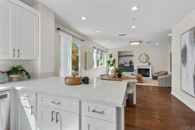 10553 Hollingsworth Way, San Diego, CA 92127