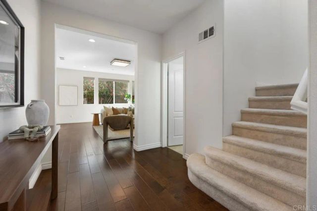 10553 Hollingsworth Way, San Diego, CA 92127