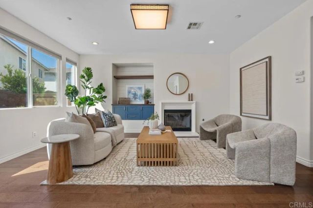 10553 Hollingsworth Way, San Diego, CA 92127