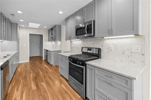 312 Downs Boulevard, Clemson, SC 29631