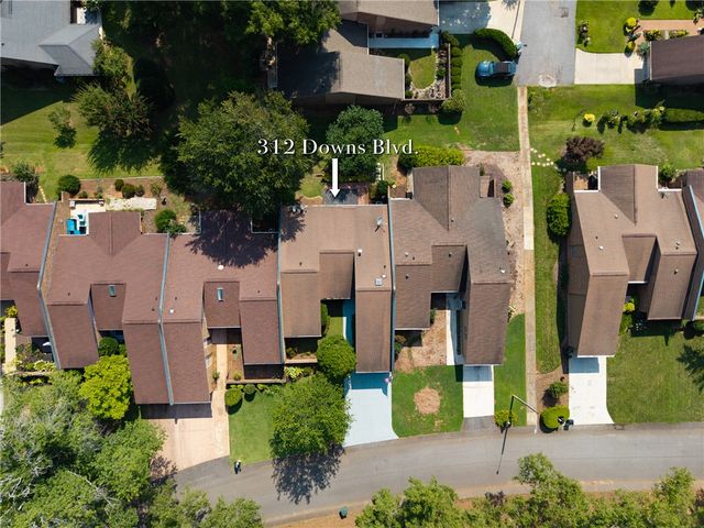 312 Downs Boulevard, Clemson, SC 29631