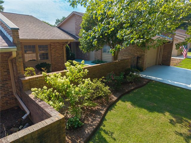 312 Downs Boulevard, Clemson, SC 29631