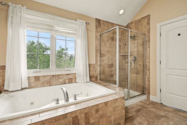 1750 Edmonds Avenue, New Lenox, IL 60451