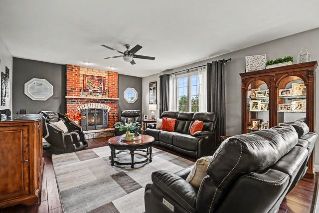 1750 Edmonds Avenue, New Lenox, IL 60451