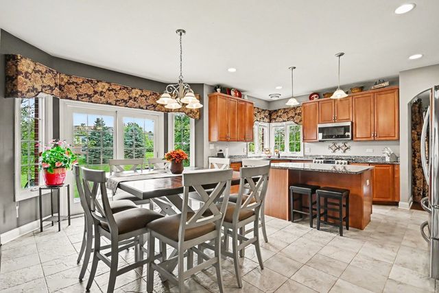 1750 Edmonds Avenue, New Lenox, IL 60451