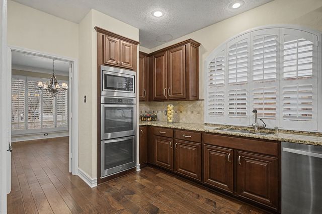 2705 Wind Ridge, Mckinney, TX 75072