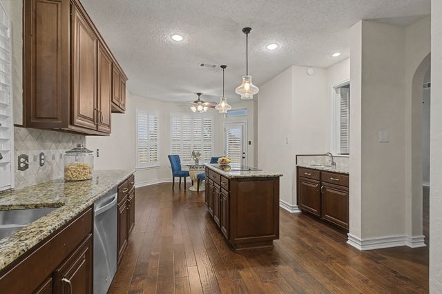 2705 Wind Ridge, Mckinney, TX 75072