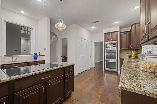 2705 Wind Ridge, Mckinney, TX 75072