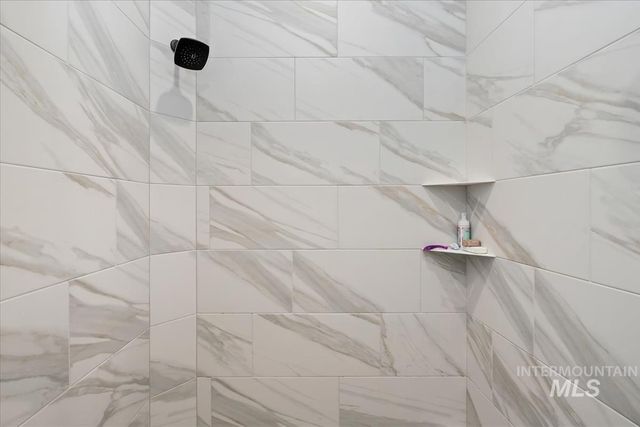 21890 Paint Ave, Star, ID 83669