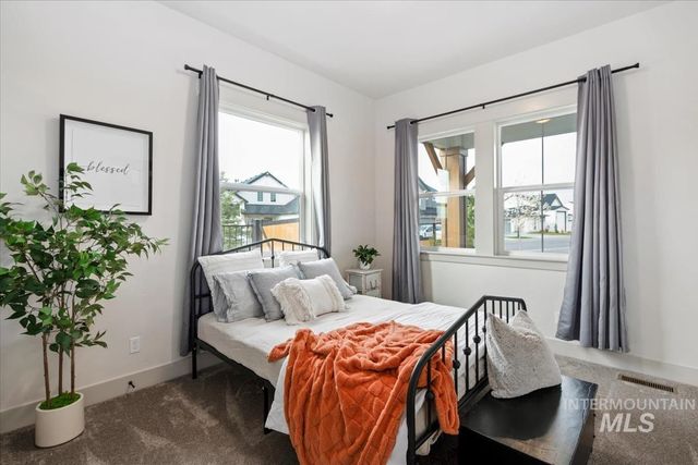 21890 Paint Ave, Star, ID 83669