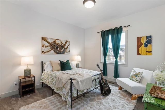 21890 Paint Ave, Star, ID 83669