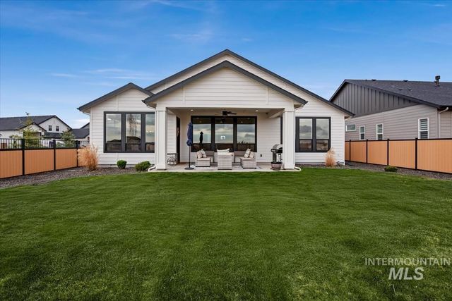 21890 Paint Ave, Star, ID 83669