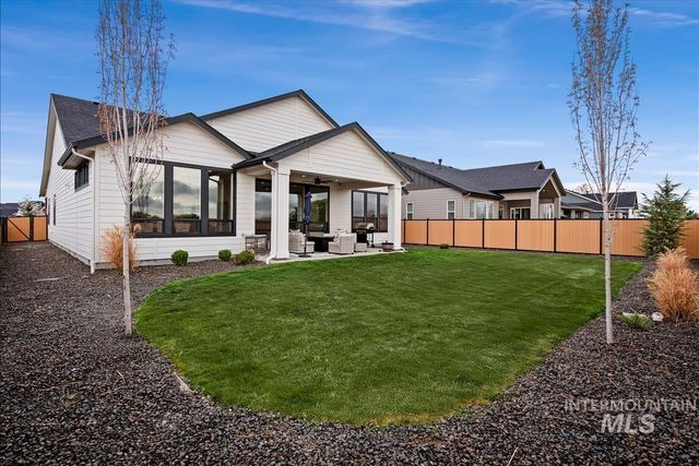 21890 Paint Ave, Star, ID 83669