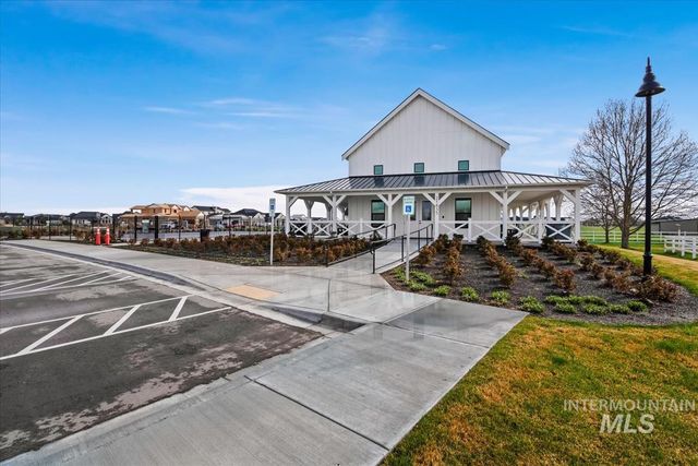 21890 Paint Ave, Star, ID 83669