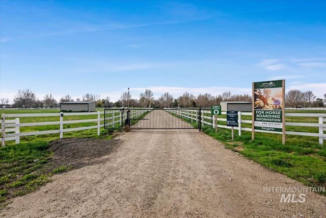 21890 Paint Ave, Star, ID 83669