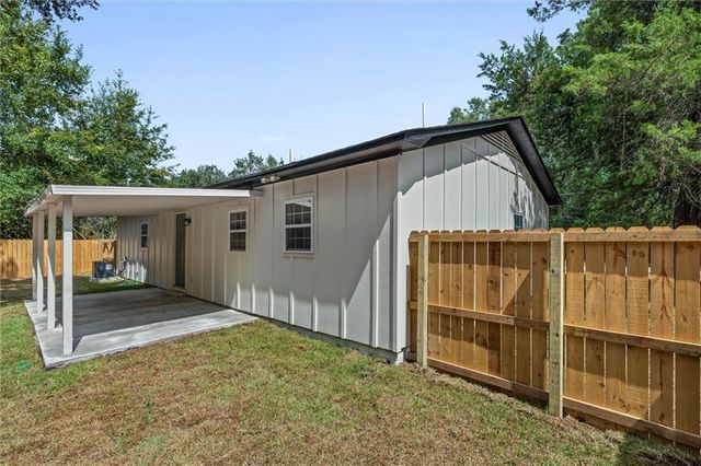 2558 Farnell Drive, Mobile, AL 36605