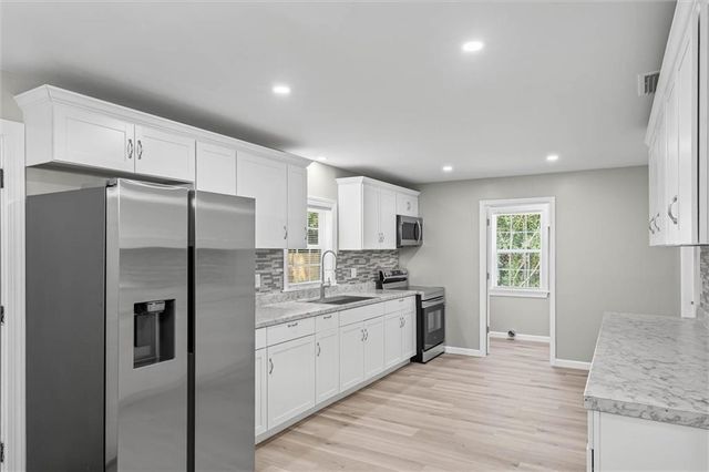 2558 Farnell Drive, Mobile, AL 36605