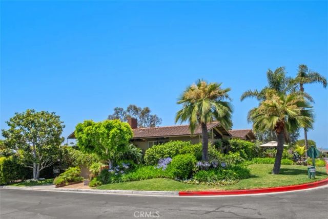 2 N Alta Mira Road, Laguna Beach, CA 92651