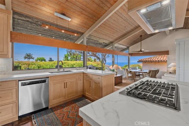 2 N Alta Mira Road, Laguna Beach, CA 92651