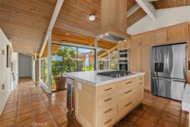 2 N Alta Mira Road, Laguna Beach, CA 92651