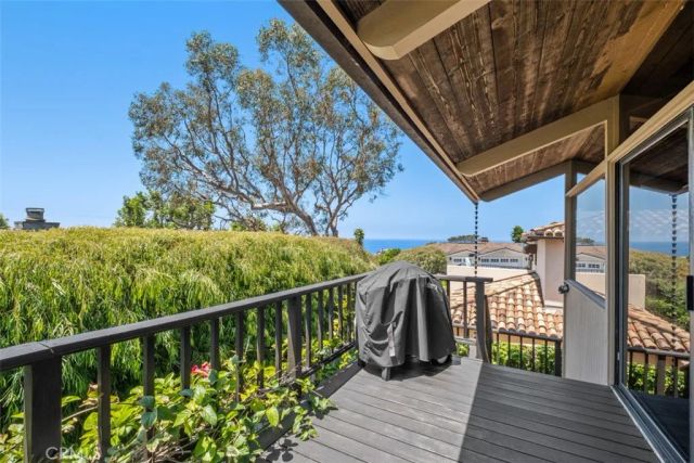 2 N Alta Mira Road, Laguna Beach, CA 92651