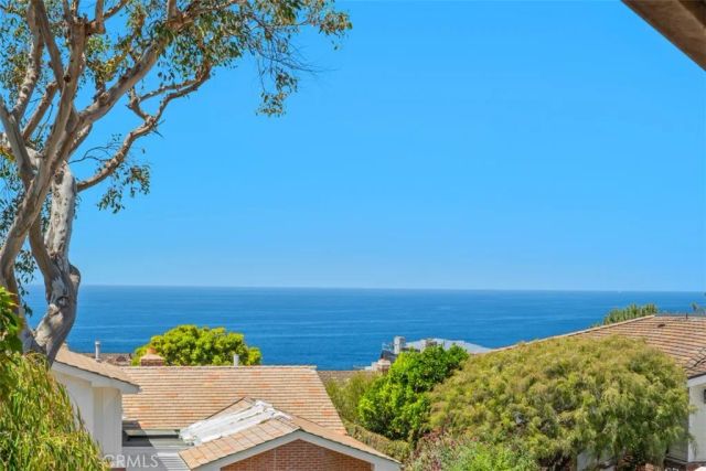 2 N Alta Mira Road, Laguna Beach, CA 92651