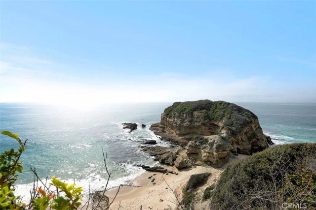 2 N Alta Mira Road, Laguna Beach, CA 92651