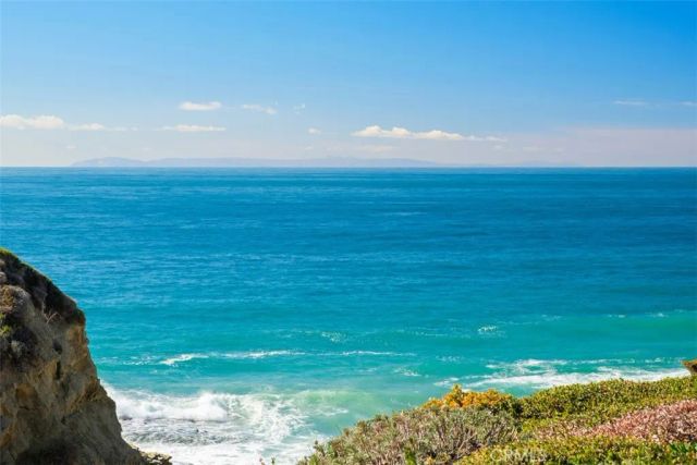 2 N Alta Mira Road, Laguna Beach, CA 92651