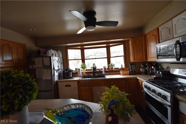 189 Center Street, Struthers, OH 44471