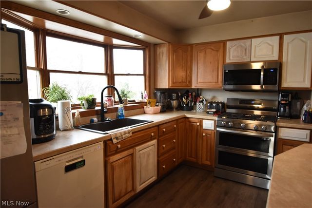 189 Center Street, Struthers, OH 44471