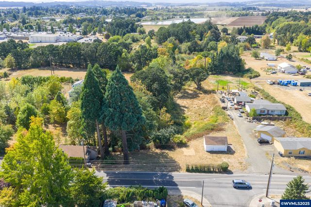 470 N Gun Club Rd, Independence, OR 97351