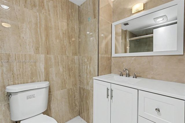 3800 Hillcrest Dr 1211, Hollywood, FL 33021