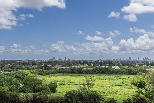 3800 Hillcrest Dr 1211, Hollywood, FL 33021