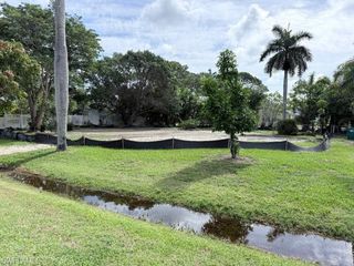 2195 Palm ST, Naples, FL 34112
