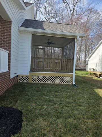 143 Rose Dr D, Dover, TN 37058